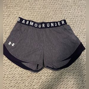 Women’s 2 Tone Purple Under Armor Shorts with pockets!